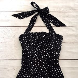 White House Black Market Black/White Dress xs